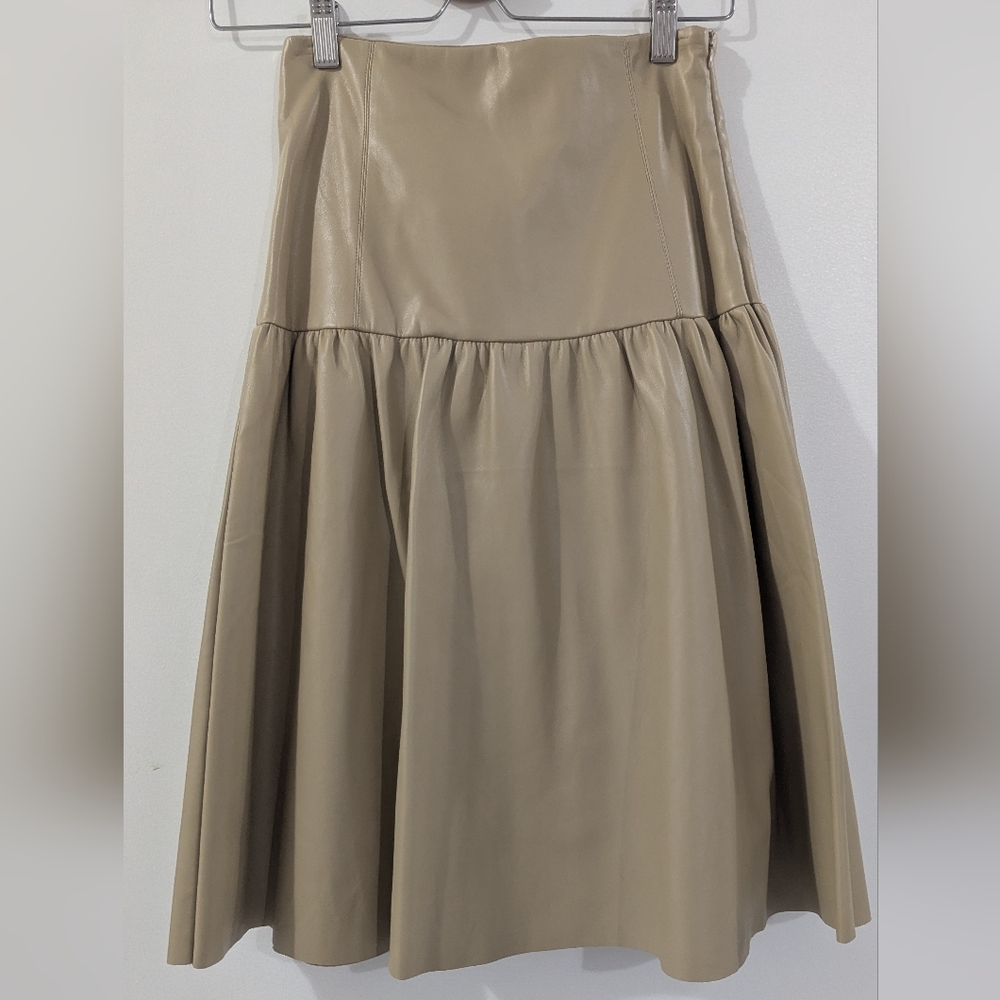 Udel Tan Pleatger Women's Skirt